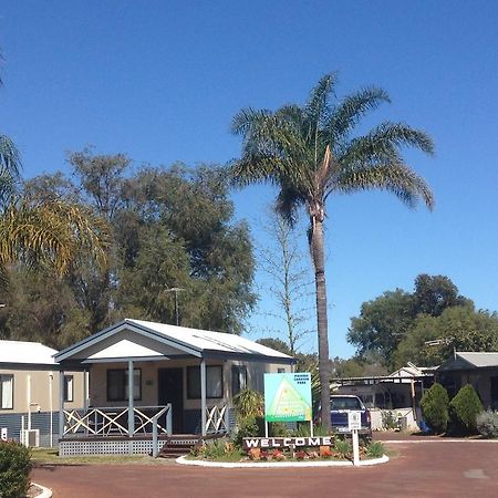 Pinjarra Caravan Park And Cabins Экстерьер фото