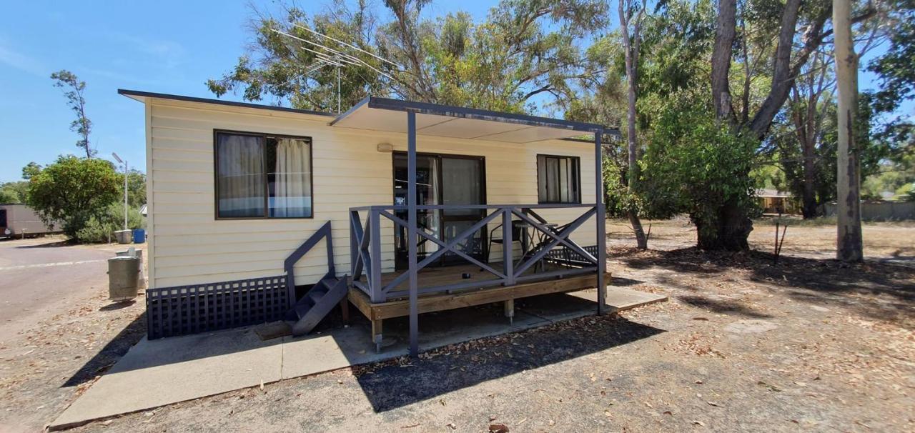 Pinjarra Caravan Park And Cabins Экстерьер фото