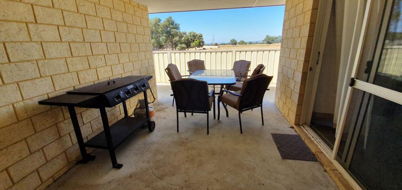 Pinjarra Caravan Park And Cabins Экстерьер фото