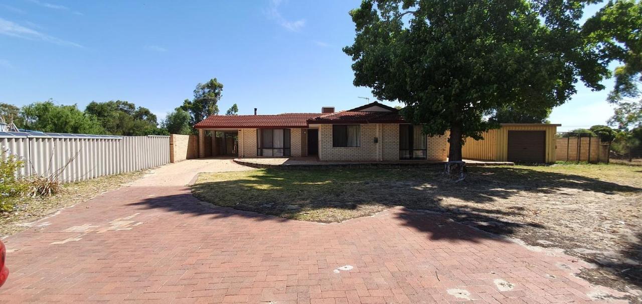 Pinjarra Caravan Park And Cabins Экстерьер фото