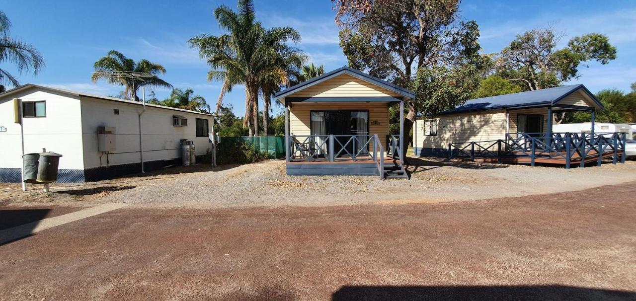 Pinjarra Caravan Park And Cabins Экстерьер фото